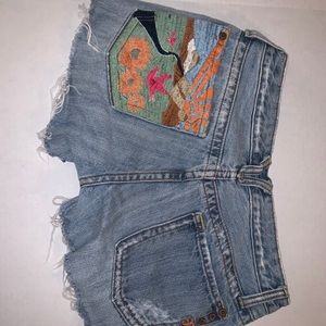Miss me embroidered shorts size 27
